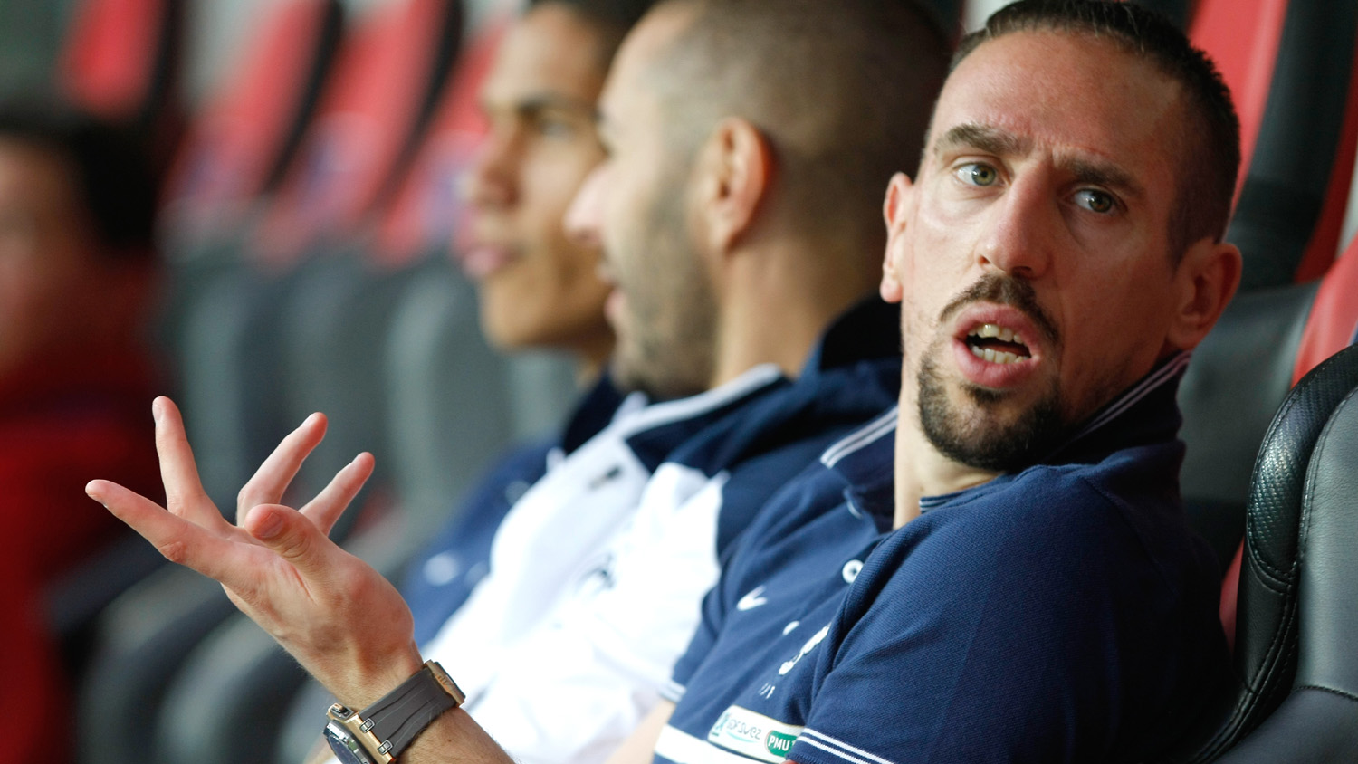 Rib&eacute;ry transforma-se em dilema para a Fran&ccedil;a