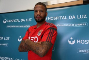 Bebê não era o craque esperado pelo Man Utd, mas não era uma bomba