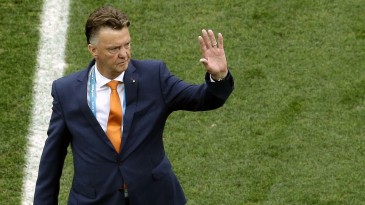 Este infográfico incrível prova a influência de Van Gaal sobre os treinadores na Europa