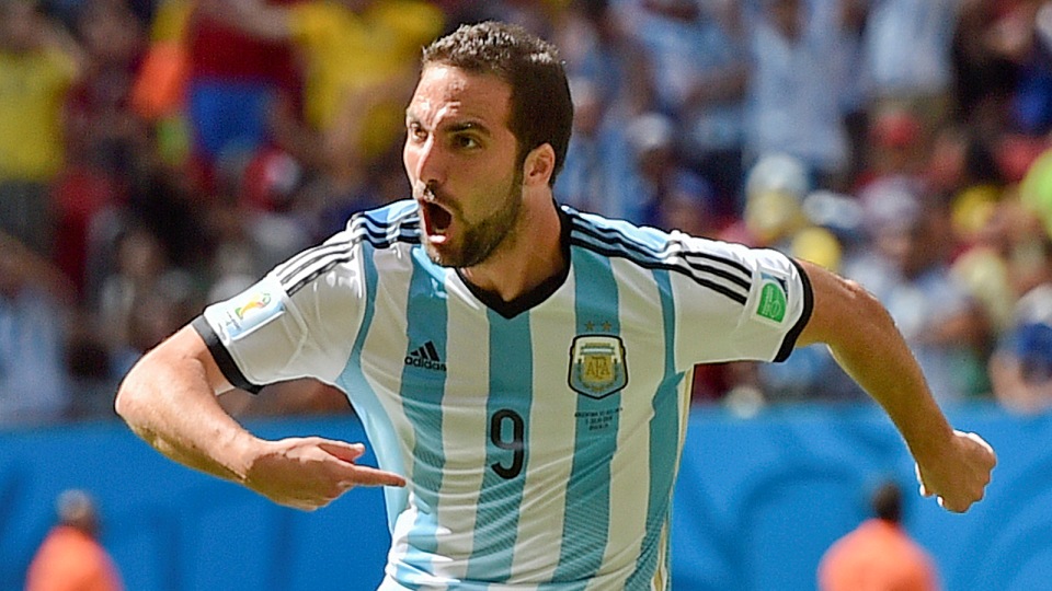 Quando o 10 n&atilde;o decidiu, o 9 acordou. Pelo menos na Argentina foi assim