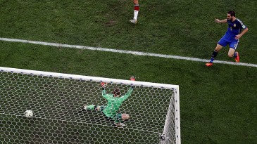 Higuaín: “Estava prestes a parar de jogar depois da Copa 2014. Minha mãe me convenceu a continuar”