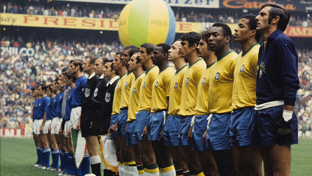 Brasil e It&aacute;lila postados antes da final da Copa de 1970