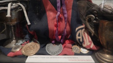 O taxista do papa, o faz-tudo, o segurança secador e uma inesquecível noite em Boedo