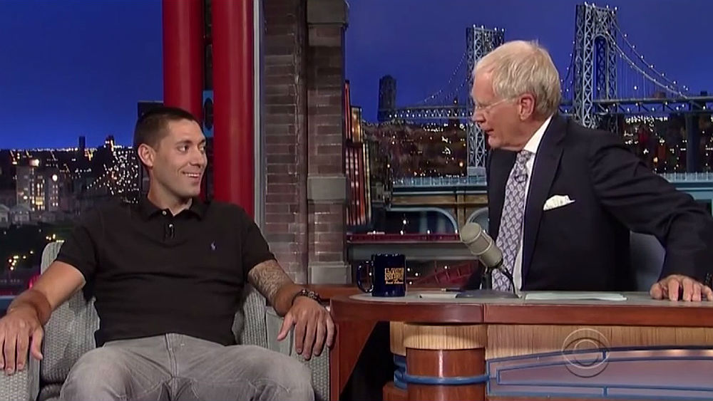 Dempsey vai ao David Letterman e precisa explicar coisas muito b&aacute;sicas de futebol