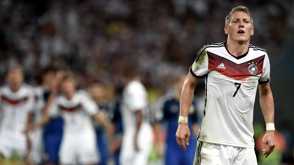 Schweinsteiger mostrou a t&eacute;cnica e a ra&ccedil;a que o fizeram o melhor em campo