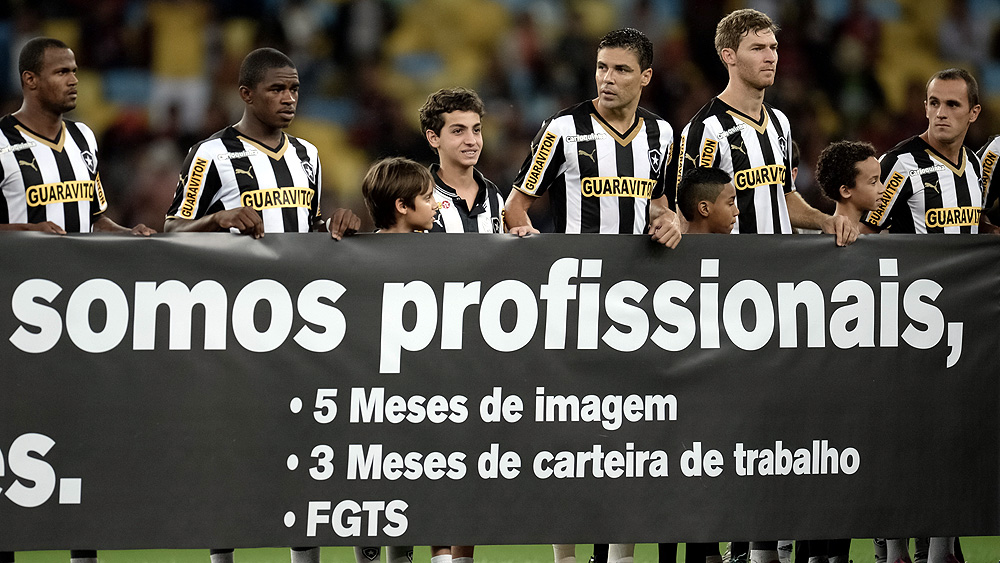 Um mês após o final da Copa, 10 provas de que nada mudou… e 3 motivos de esperança