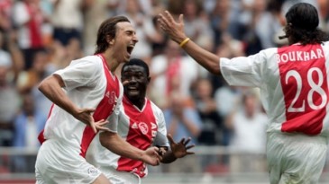 Há 10 anos, Ibra enfileirava adversários para fazer seu gol mais humilhante