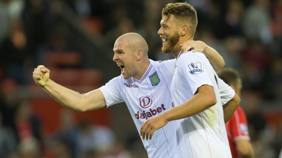 O Villa deu aula de efici&ecirc;ncia a um Liverpool distante de seu ritmo