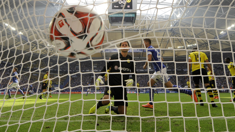 Schalke bateu o Dortmund na Veltins Arena