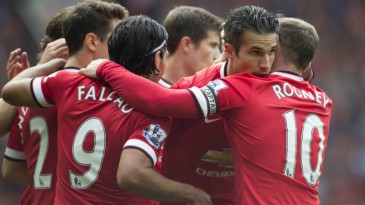 Recém-formada parceria com Falcao ressuscitou Van Persie no Manchester United