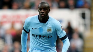 Yayá Touré detona fim da força-tarefa contra racismo: “Torcedores e jogadores irão sofrer”