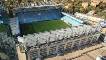 Mesmo com o estádio fechado, esses fanáticos conseguiram ver o jogo do Bayern