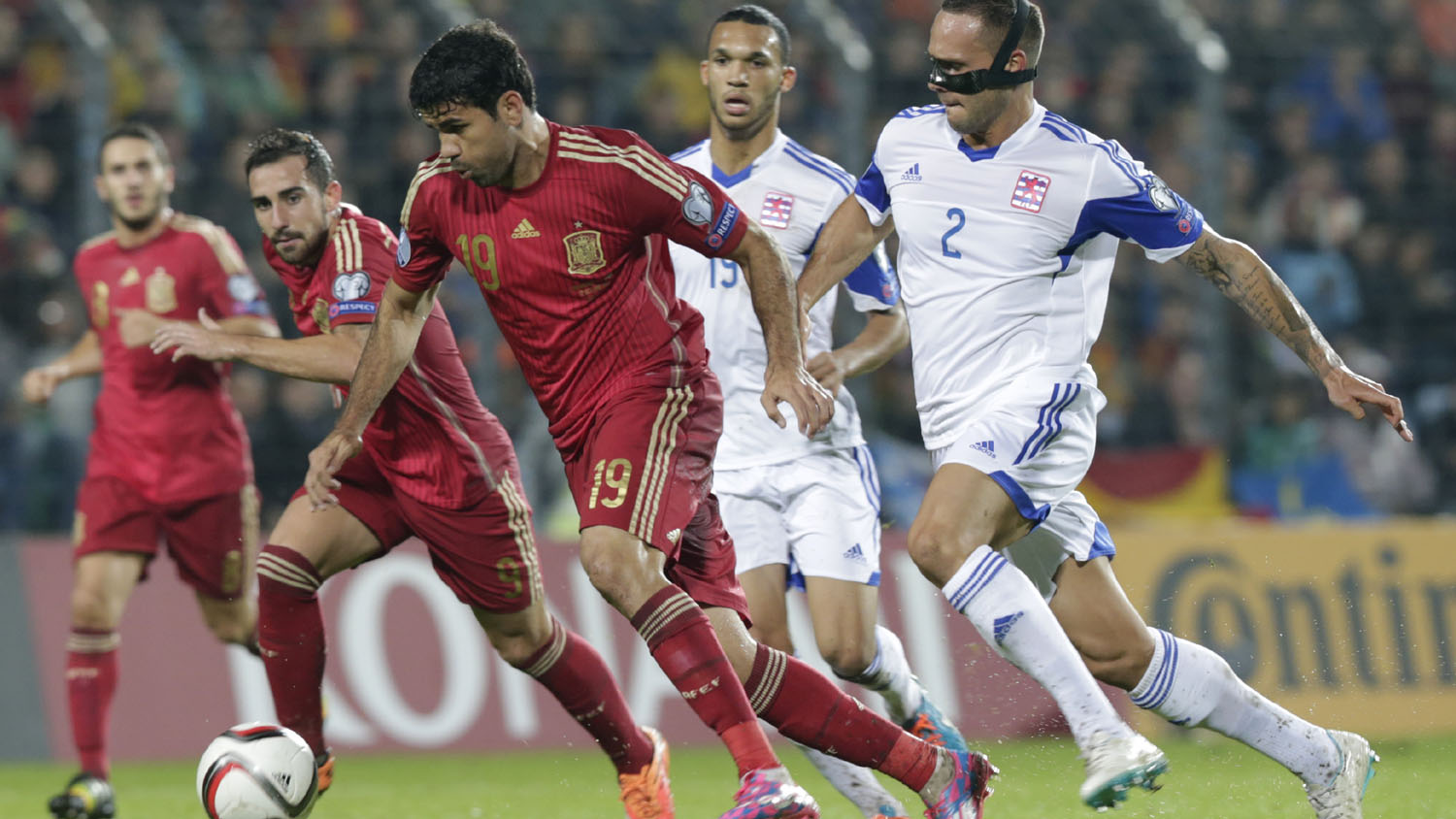 Demorou sete partidas, mas Diego Costa finalmente marcou pela Espanha
