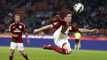 Fernando Torres não perdeu o jeito… De desperdiçar chances