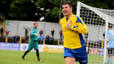 Atacante abandona jogo da Copa da Inglaterra para ver Real Madrid x Barcelona