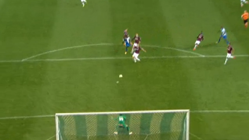 O gol fantasma mais absurdo que você verá por um bom tempo veio do Belgão