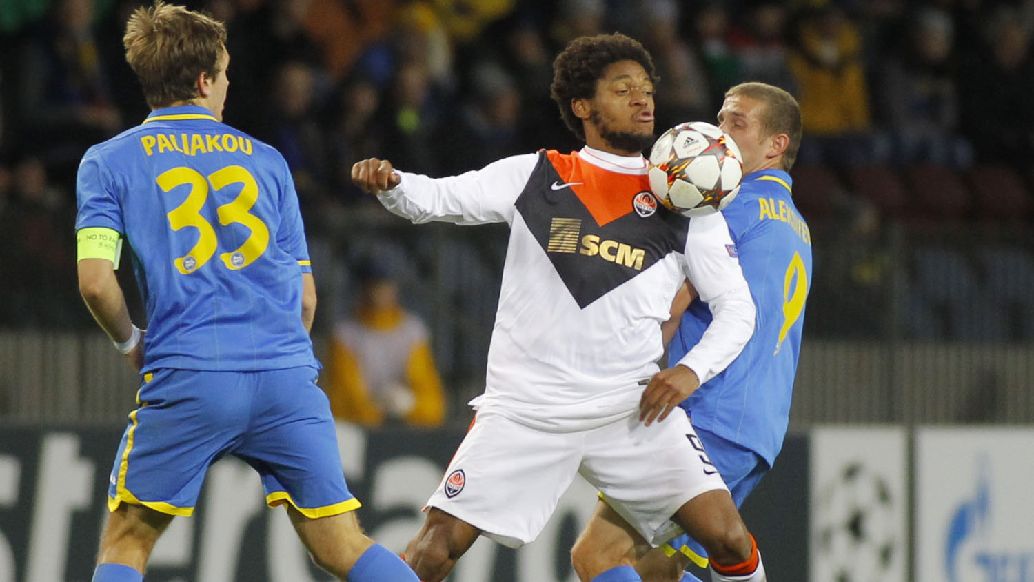 Luiz Adriano, do Shakhtar Donetsk (Foto: AP)