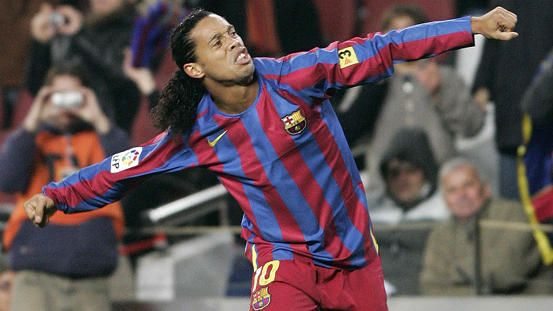 [V&iacute;deo] Uma cole&ccedil;&atilde;o com todos os gols e quase todas as assist&ecirc;ncias de Ronaldinho