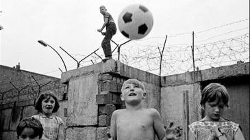 [Retrospectiva] Os 25 anos da queda do muro de Berlim e sua relação com o futebol