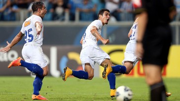 Vitória sobre o Grêmio acaba com qualquer contestação à liderança do Cruzeiro