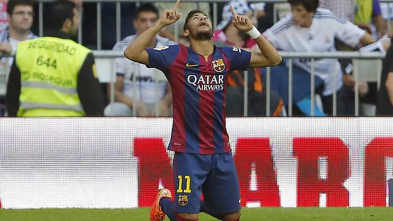 Terceiro da lista, Neymar precisa de 3,40 chutes para marcar um gol em La Liga (AP Photo/Andres Kudacki)