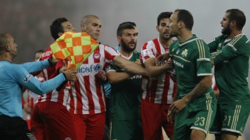 Em crise, futebol grego está paralisado por falta de segurança aos árbitros