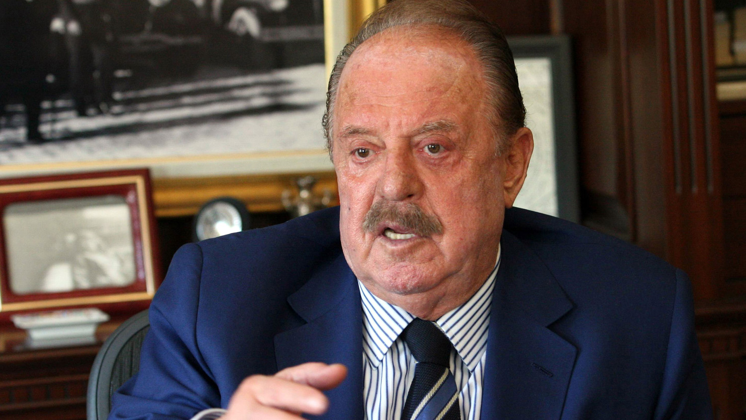Clube turco imp&otilde;e multa de R$ 29 mil para jogadores que n&atilde;o fizerem a barba