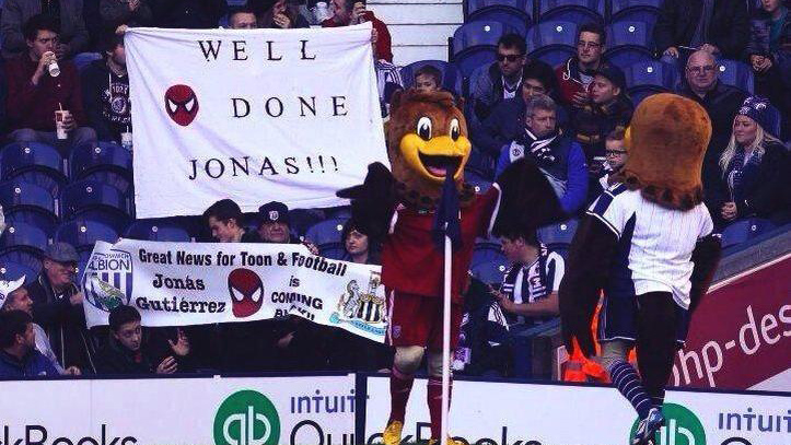 Recuperado de c&acirc;ncer, Guti&eacute;rrez recebe homenagens at&eacute; de rivais do Newcastle