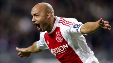 Ex-jogador da seleção holandesa procura novo clube… No LinkedIn