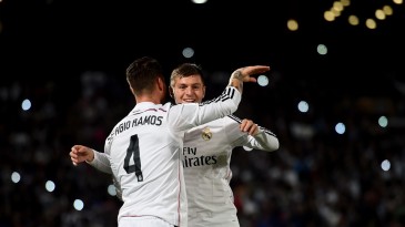 Tricampeão do mundo em 365 dias, Kroos tem muitos méritos na fase incrível do Real