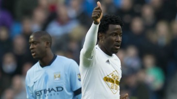 Nada de Agüero ou Rooney. Artilheiro da Premier League em 2014 foi Wilfried Bony
