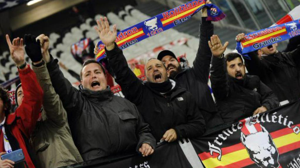 Banidos do Calder&oacute;n, ultras do Atl&eacute;tico viajam a Turim e fazem sauda&ccedil;&atilde;o nazista