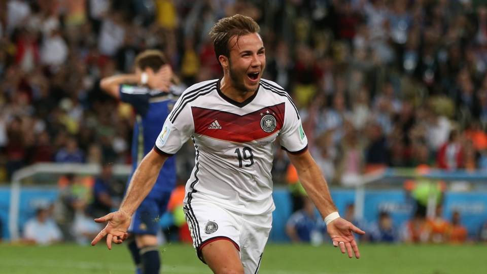 O gol de G&ouml;tze rendeu bem mais que o tetra: &euro; 2 milh&otilde;es doados para crian&ccedil;as carentes