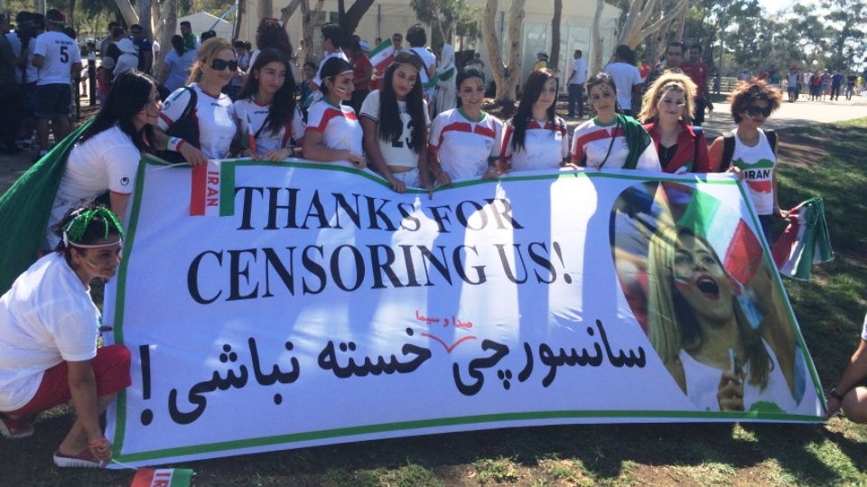 A Copa da &Aacute;sia d&aacute; voz &agrave;s mulheres iranianas na luta por seus direitos