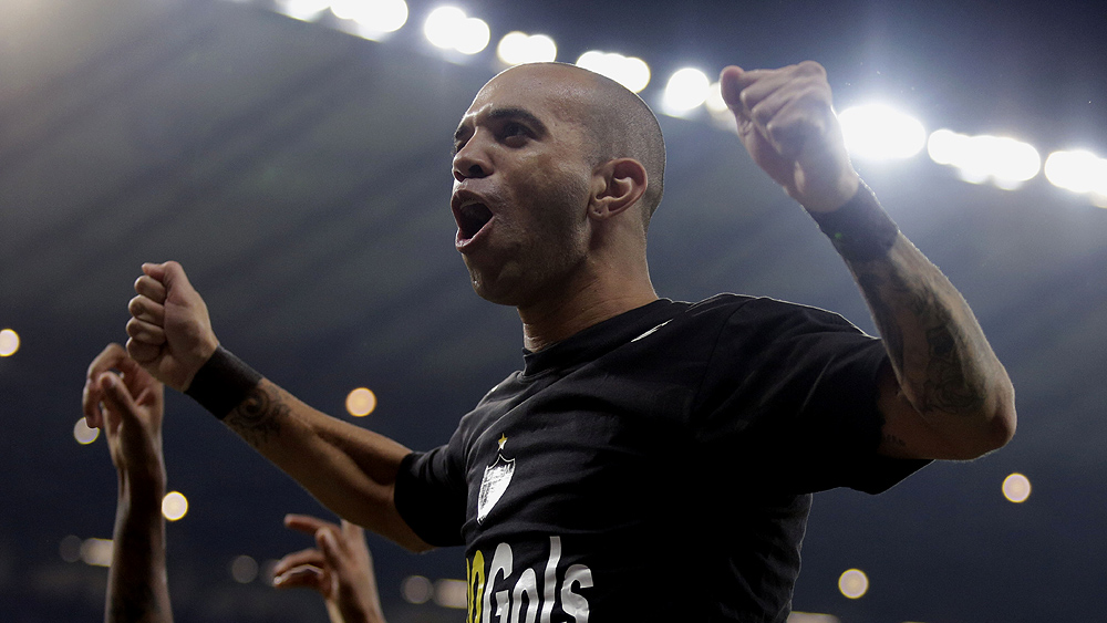 Tardelli ganhou t&iacute;tulos, virou titular da Sele&ccedil;&atilde;o&hellip; e n&atilde;o valorizou nada?