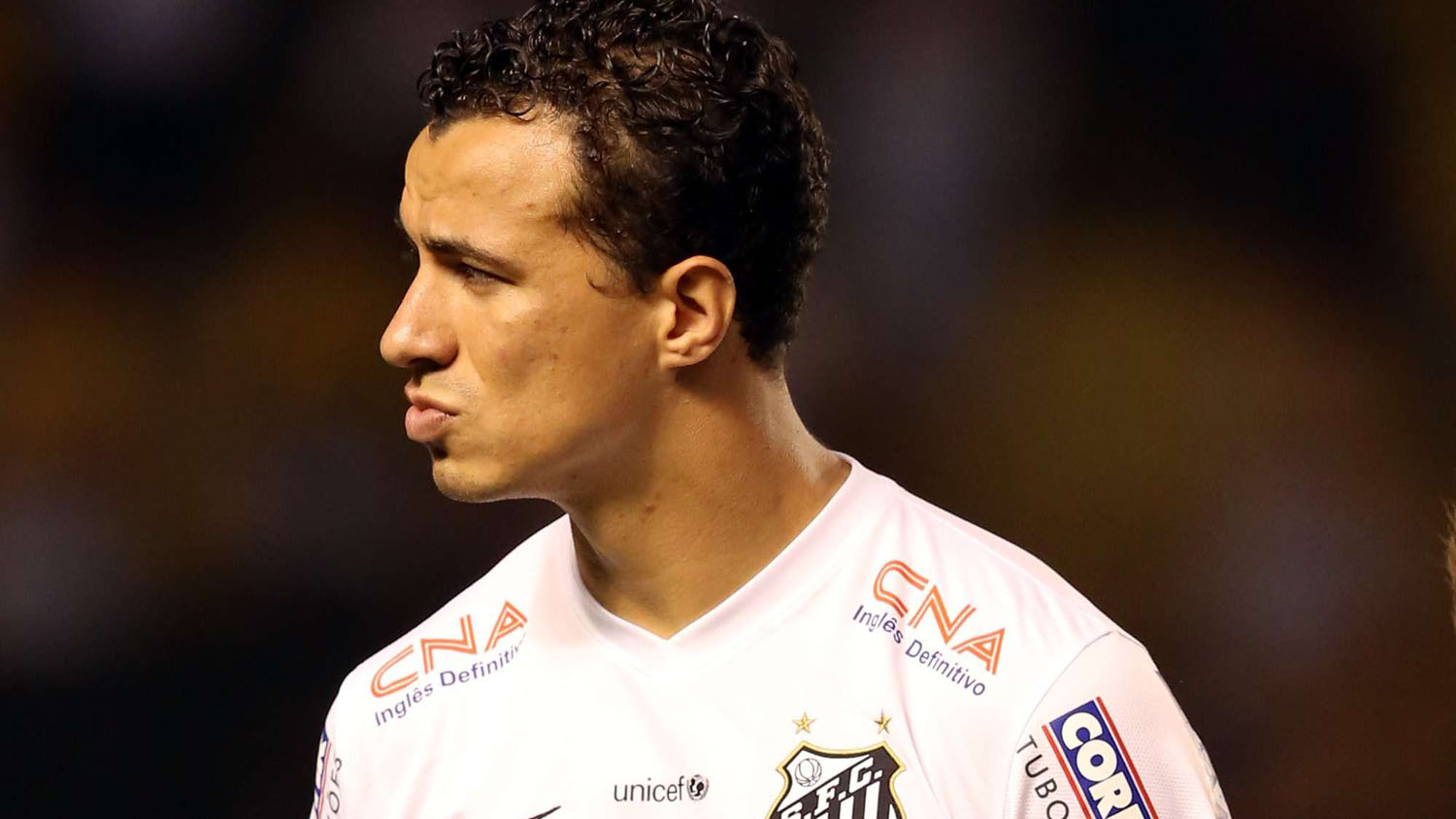 Evidente que Damião não é pobre, mas não podemos esquecer que a culpa é do Santos