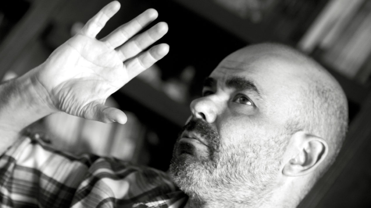 Eduardo Sacheri, em entrevista (Foto: Romina Francheschin)