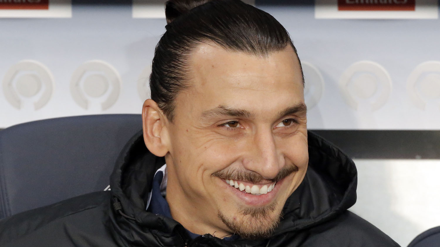 Ibrahimovic comparou-se a Jesus Cristo para inspirar o PSG ao t&iacute;tulo franc&ecirc;s