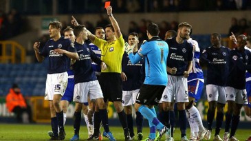 Em cinco jogos profissionais, Sid Nelson tem currículo de veterano: já foi capitão e expulso