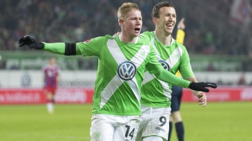 Contra um Wolfsburg implacável, Bayern leva o mesmo número de gols de todo o primeiro turno