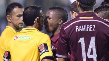 [Vídeo] No grito, a Venezuela “convenceu” o árbitro a anular um gol no sub-20