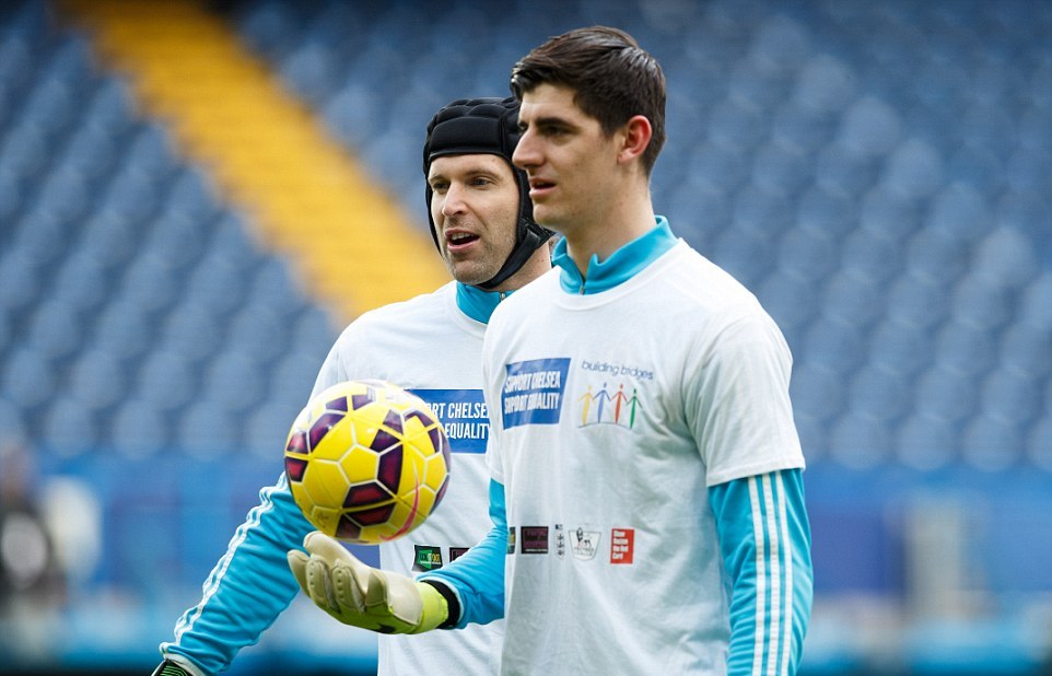 25E8540300000578-2962905-Chelsea_are_hosting_their_second_annual_Game_for_Equality_in_whi-a-87_1424530658651