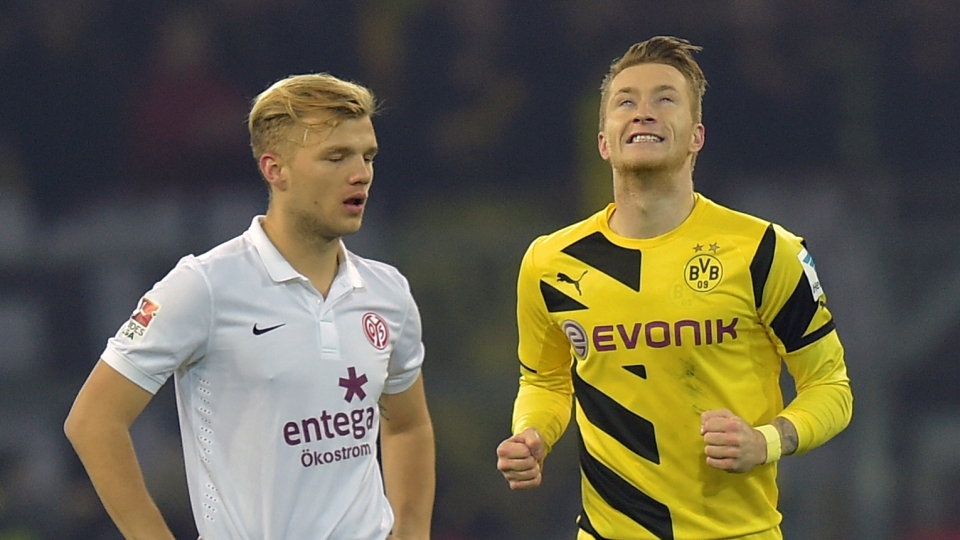 O Dortmund teve a certeza de que, mais do que ficar, Reus est&aacute; pronto para reerguer o clube