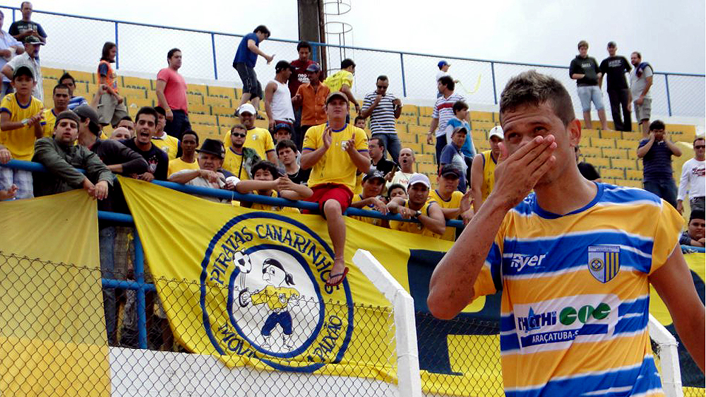 Um ex-goleiro da Seleção, um italiano misterioso e o novo fim do Araçatuba