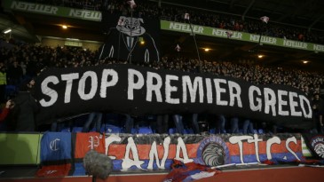Novo protesto contra preço de ingressos na Premier League contou com todas as torcidas