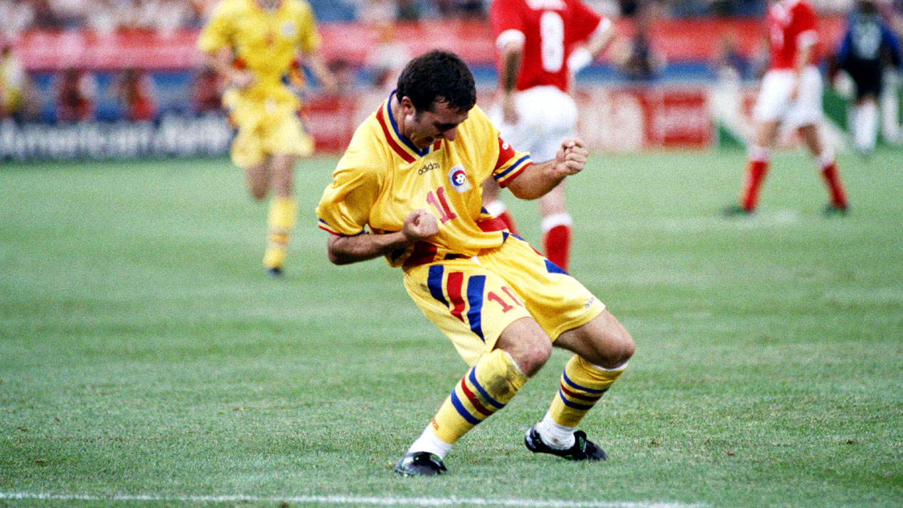 Concorra a um exemplar do livro &lsquo;Fotbal &ndash; aventuras, tristezas e alegrias romenas&rsquo;
