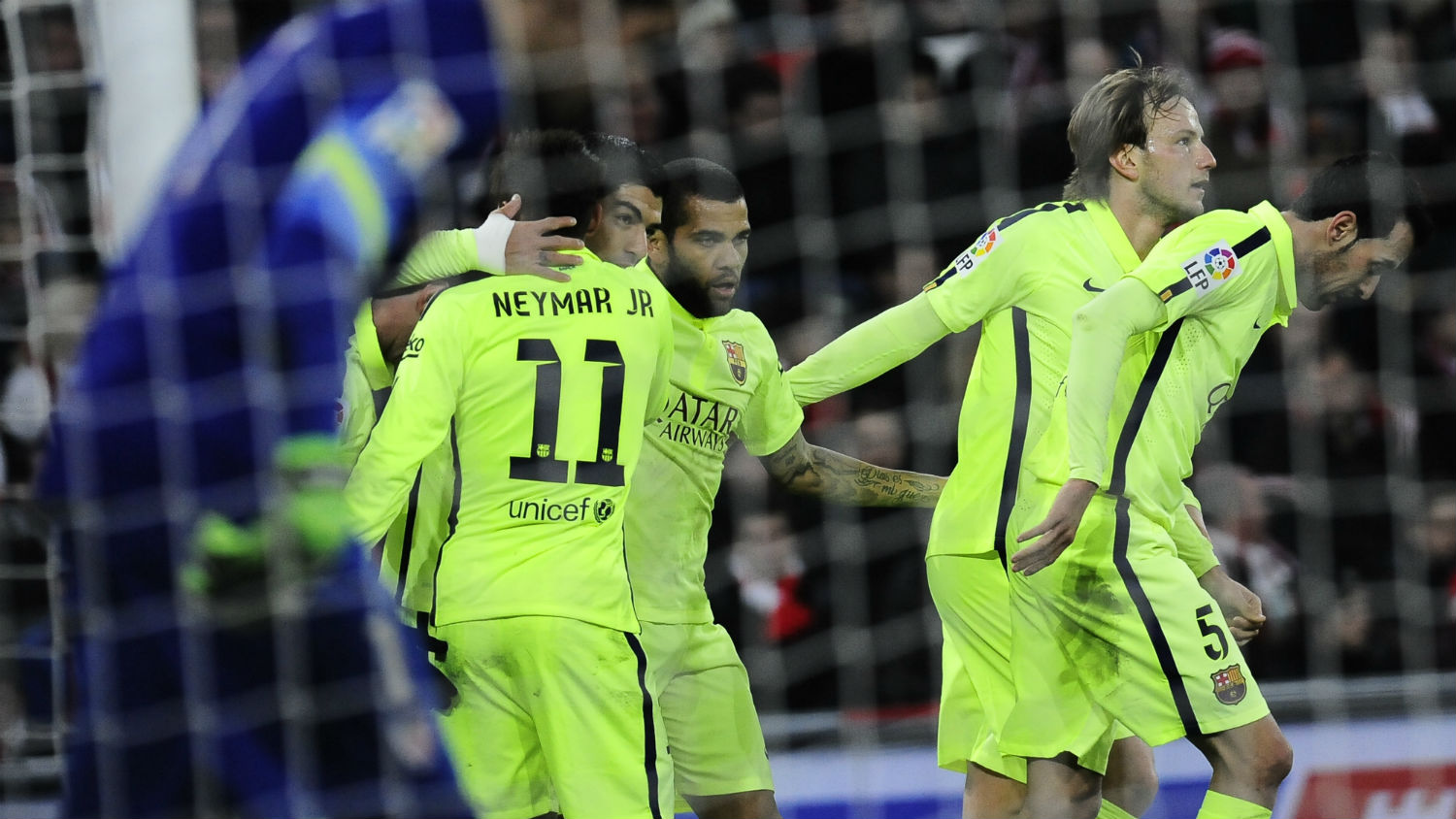Neymar marcou em linda jogada coletiva do Barcelona na boa vit&oacute;ria em Bilbao