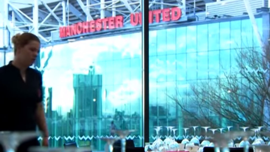 Turma de 1992 n&atilde;o para quieta: agora abriu um hotel tem&aacute;tico na frente de Old Trafford