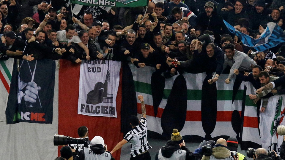 Em um jogo mais tenso do que bom, a Juve mostrou &agrave; Roma por que deve ser tetra