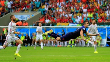 OEA! Nesta terça de amistosos, reviva o Holanda x Espanha e o Itália x Inglaterra da Copa